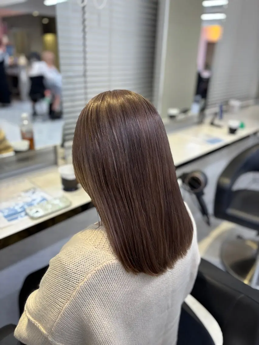 ロング カラー ベージュカラー ブリーチ ダブルカラー ミルクティーベージュ 💙ハイトーン韓国風 色白ヘア💙manaのヘアスタイル