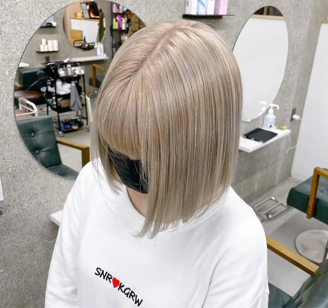 ショート カラー ヘアカラー トリートメント Lull1人美容室 バレイヤージュのヘアスタイル