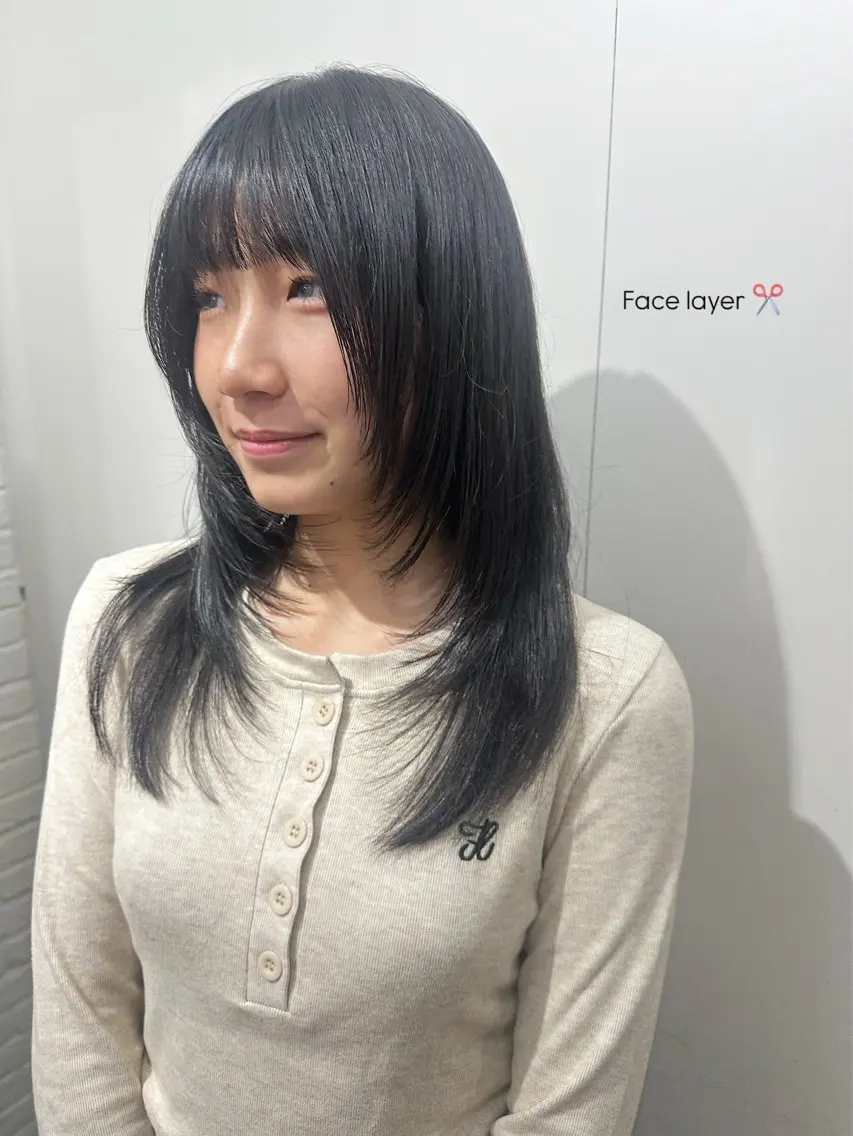ロング ‎🤍ともえ‎🤍 /レイヤーカット🧸のヘアスタイル