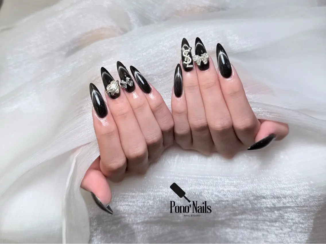 ネイル モモ NAILSのネイルデザイン