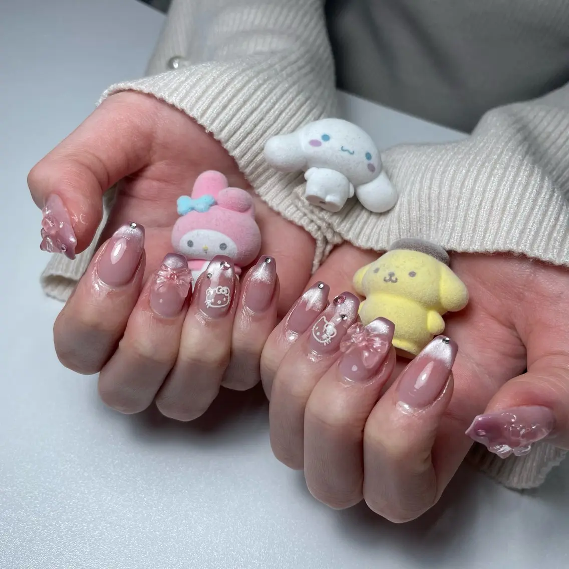 ネイル チークネイル フラッシュネイル ジェルネイル ハート ラメ(グリッター) ハンドネイル Sugar. ひかり໒꒱˚.*のネイルデザイン