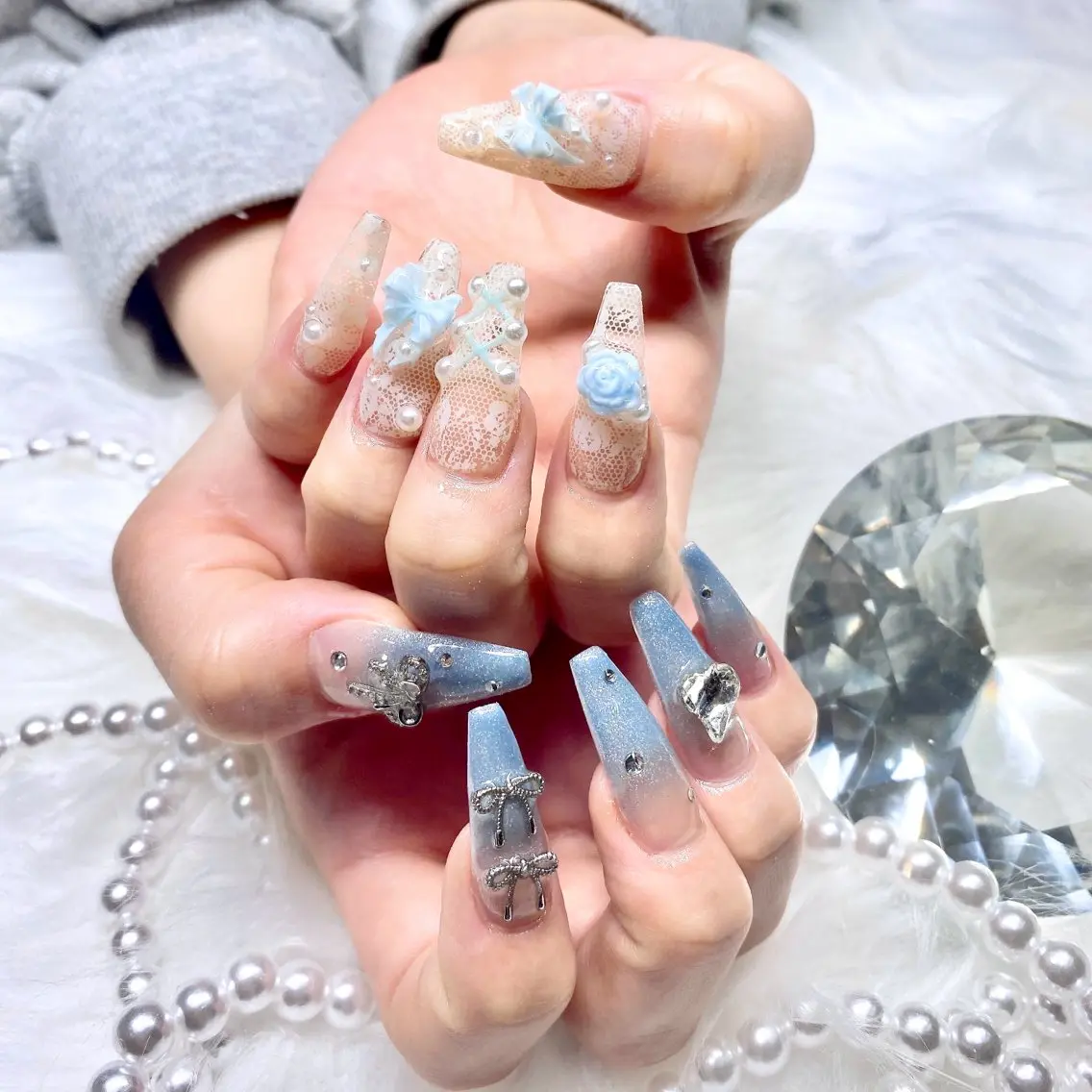 ネイル ayaka ギャルネイル🎀のネイルデザイン
