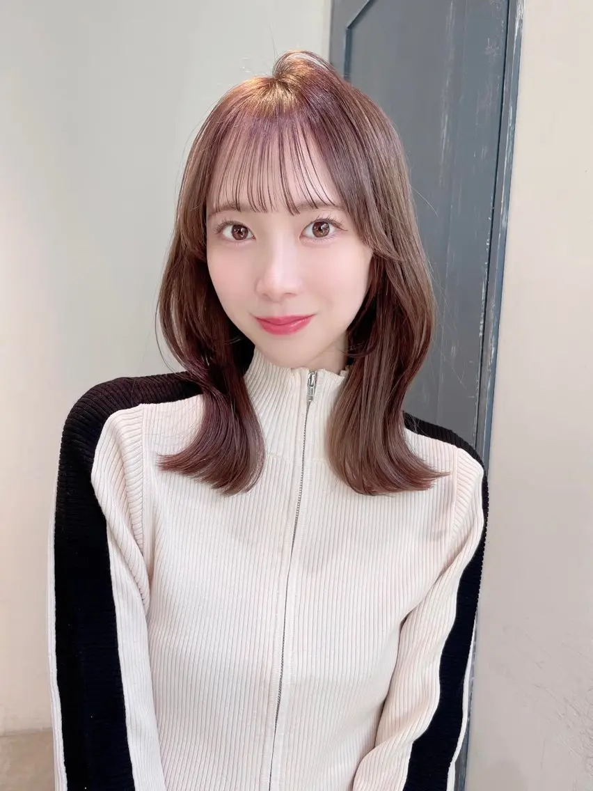 セミロング カラー 🤎韓国ヘア ベージュ まゆか🤎のヘアスタイル