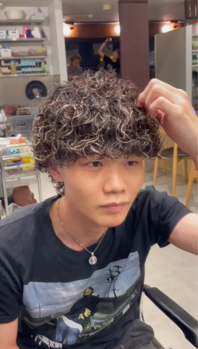 カラー パーマ メンズ カット ヘアカラー パーマ fifth 武正 琉生のヘアスタイル