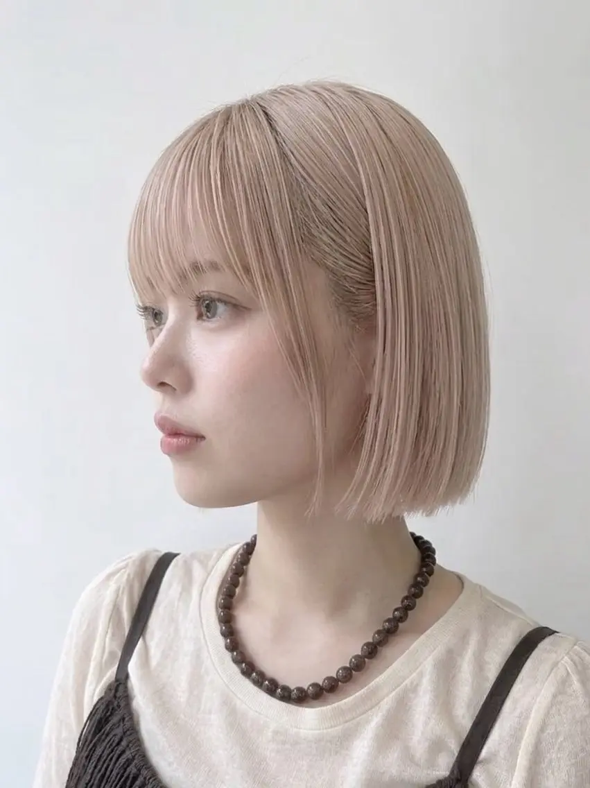 カラー 🫧岡山/ハイトーン ボブ/MEI🫧のヘアスタイル