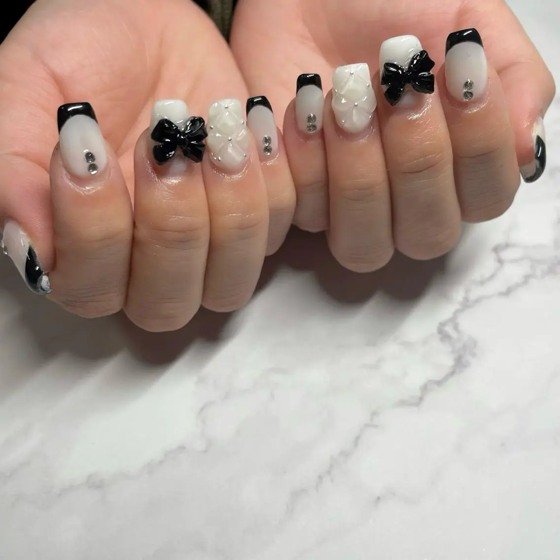 ネイル Sii nail 🤍SAKIのネイルデザイン