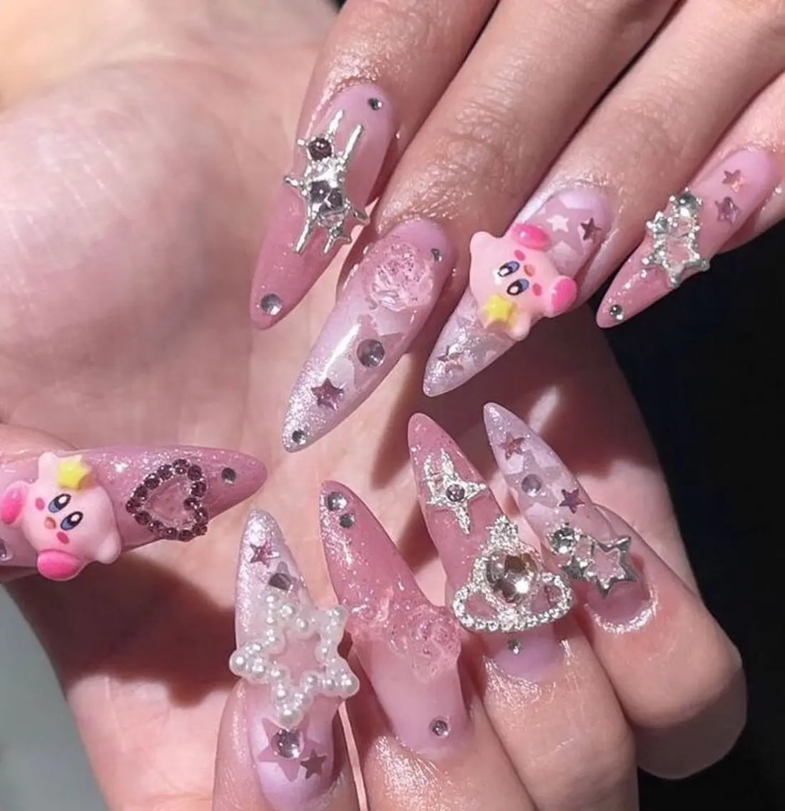 ネイル キラキラネイル 韓国ネイル マグネットネイル 持ち込み ネイルチップ ハンドネイル Himeka Bling.Nailのネイルデザイン