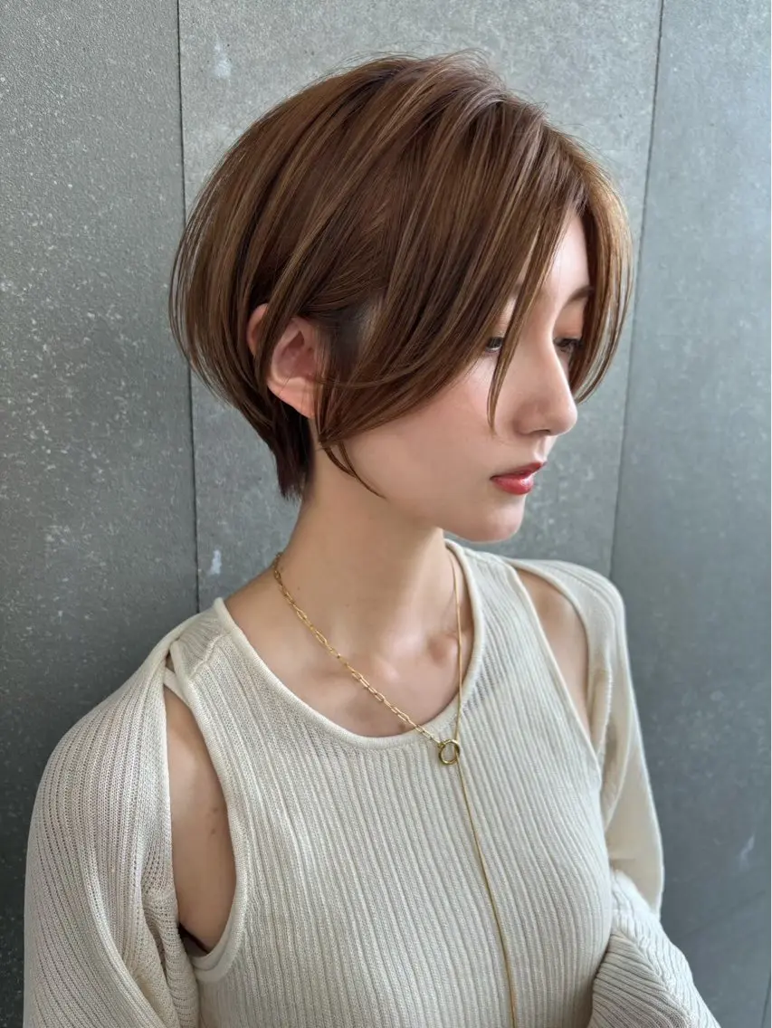 ショート カラー カット ヘアカラー トリートメント レイヤーダブルカラー KYONのヘアスタイル