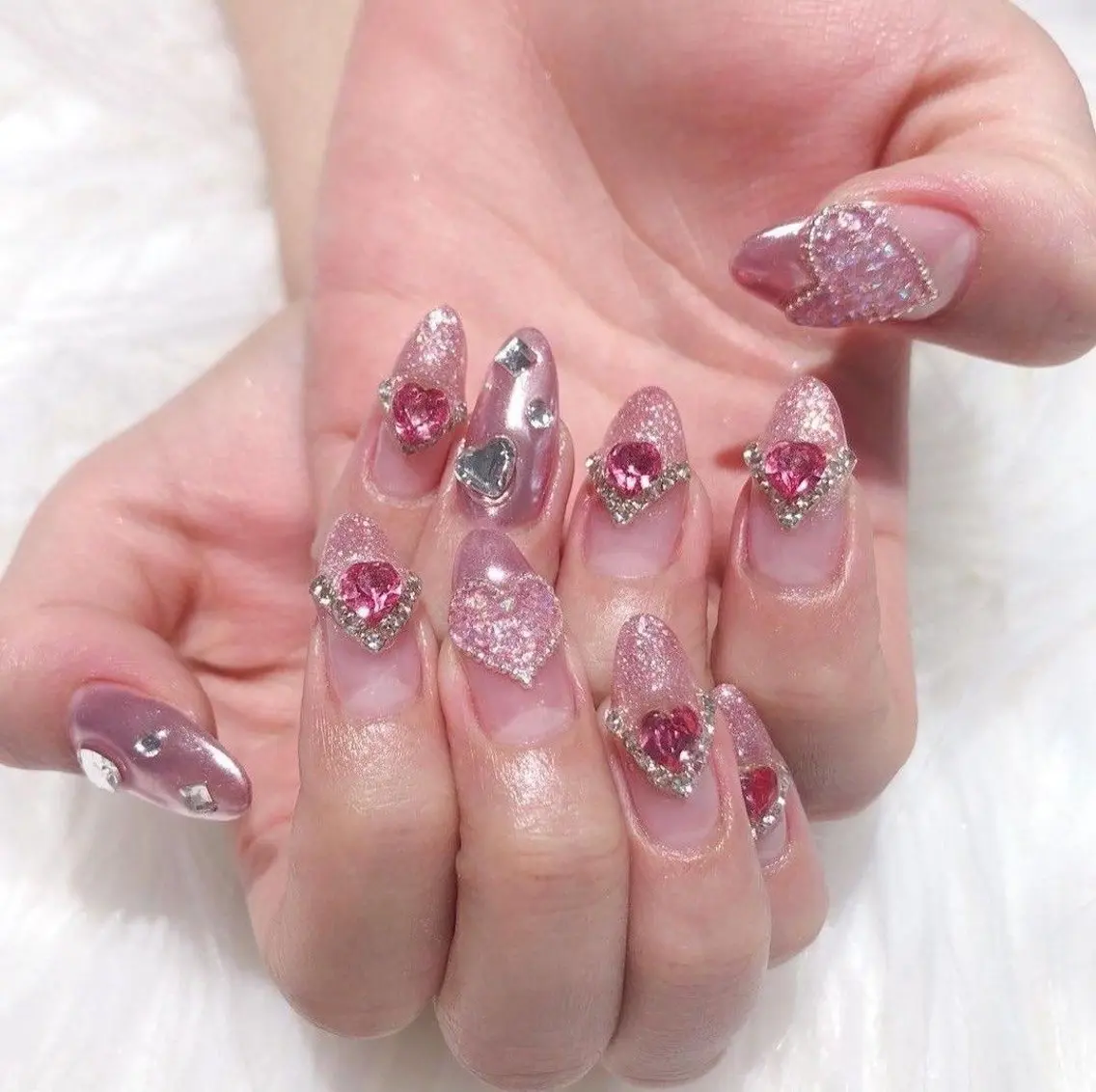 ネイル マグネットネイル ニュアンスネイル ピンク 冬ネイル Lee Nailsのネイルデザイン