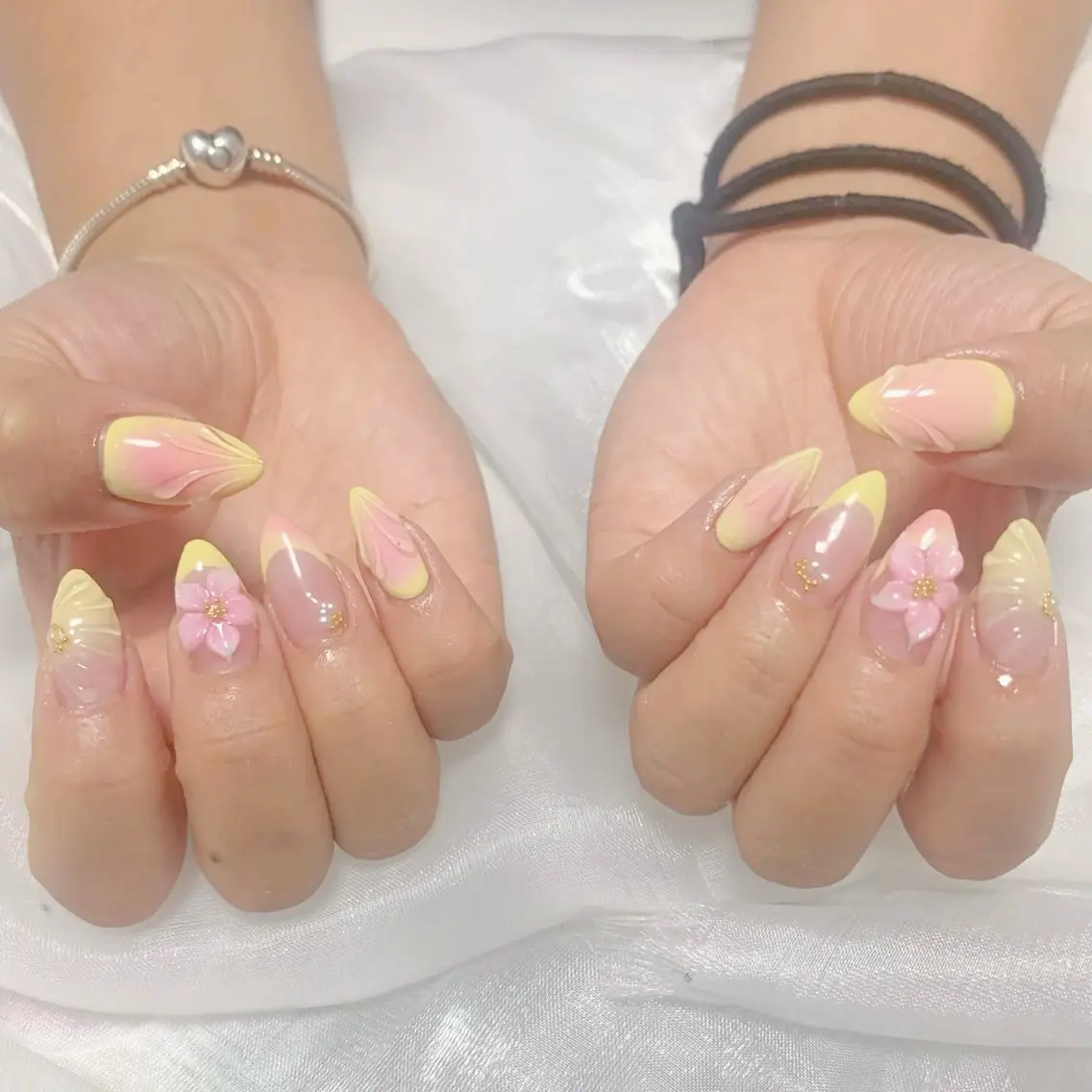 ネイル ハンドネイル Rinaky Amee Nailのネイルデザイン