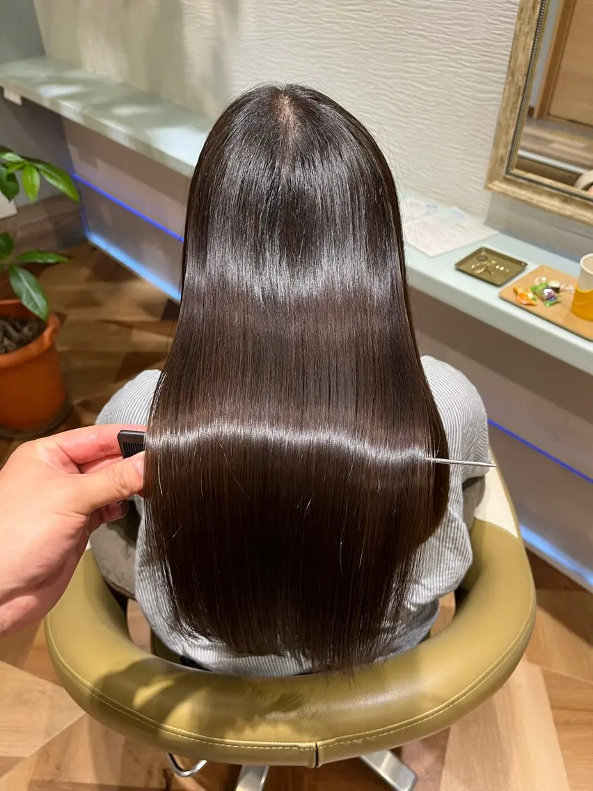 ロング カラー 髪質改善 ロング トリートメント カット ヘアカラー トリートメント ヘッドスパ 髪質改善 高橋 勇樹のヘアスタイル