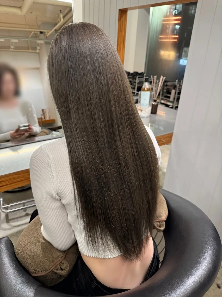 ロング カラー ヘアカラー ROSTAR セイゴのヘアスタイル