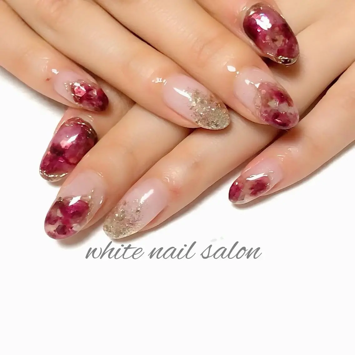 ネイル ジェルネイル ハードジェル 持ち込み ソフトジェル ハンドネイル white nail salonのネイルデザイン