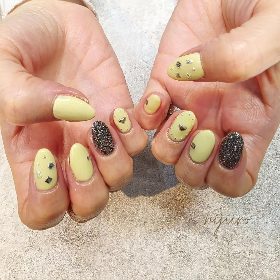 ネイル ハンドネイル nijiiro🌈 サトウのネイルデザイン