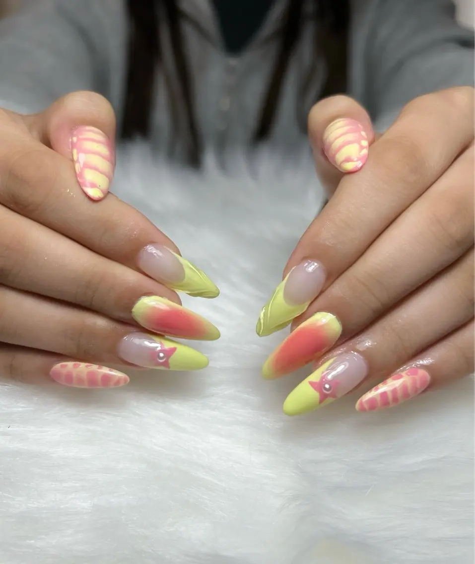 ネイル アートネイル オーロラネイル チークネイル 長さ出し フットネイル Chan nailsのネイルデザイン
