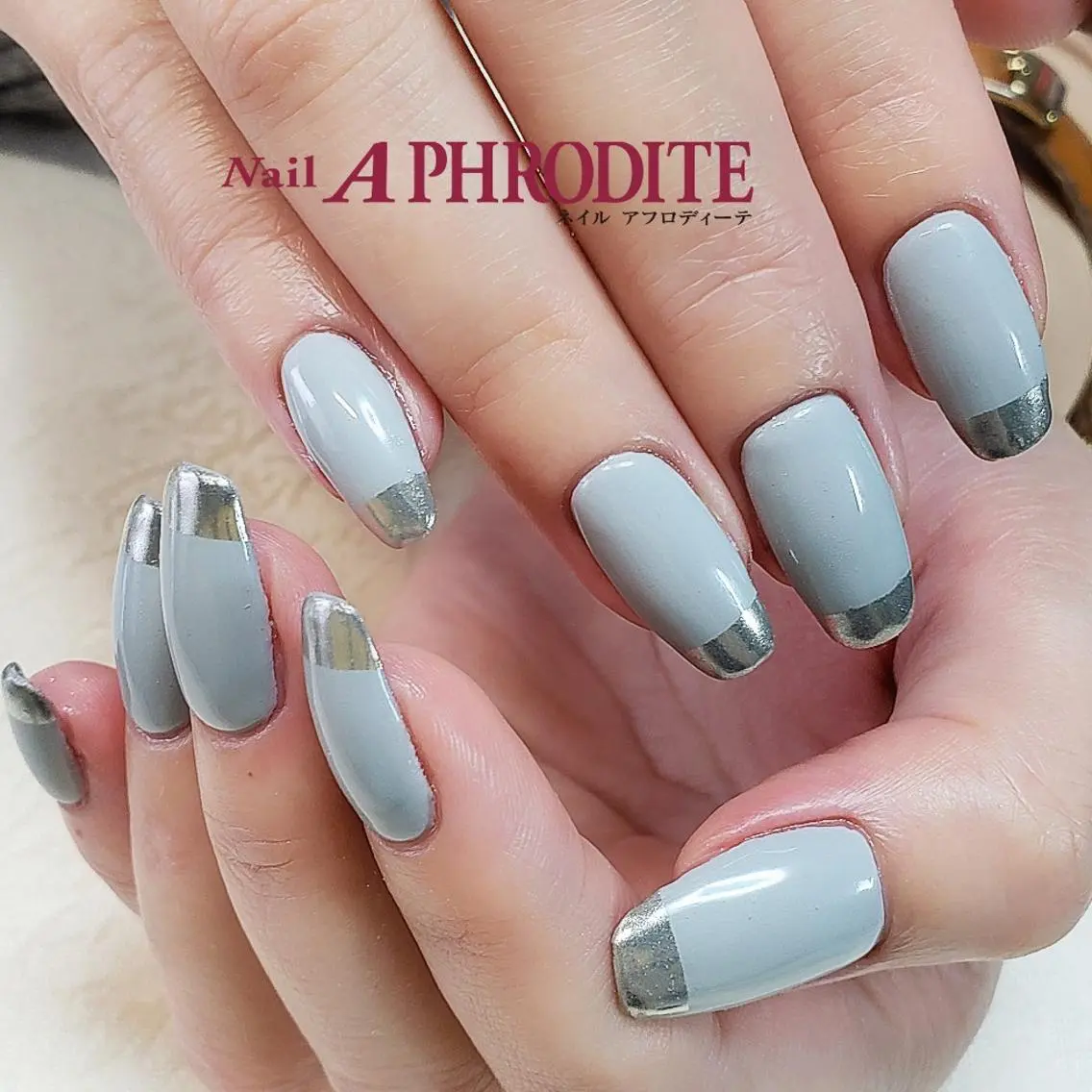 ネイル ミラーネイル Nail Aphroditeのネイルデザイン