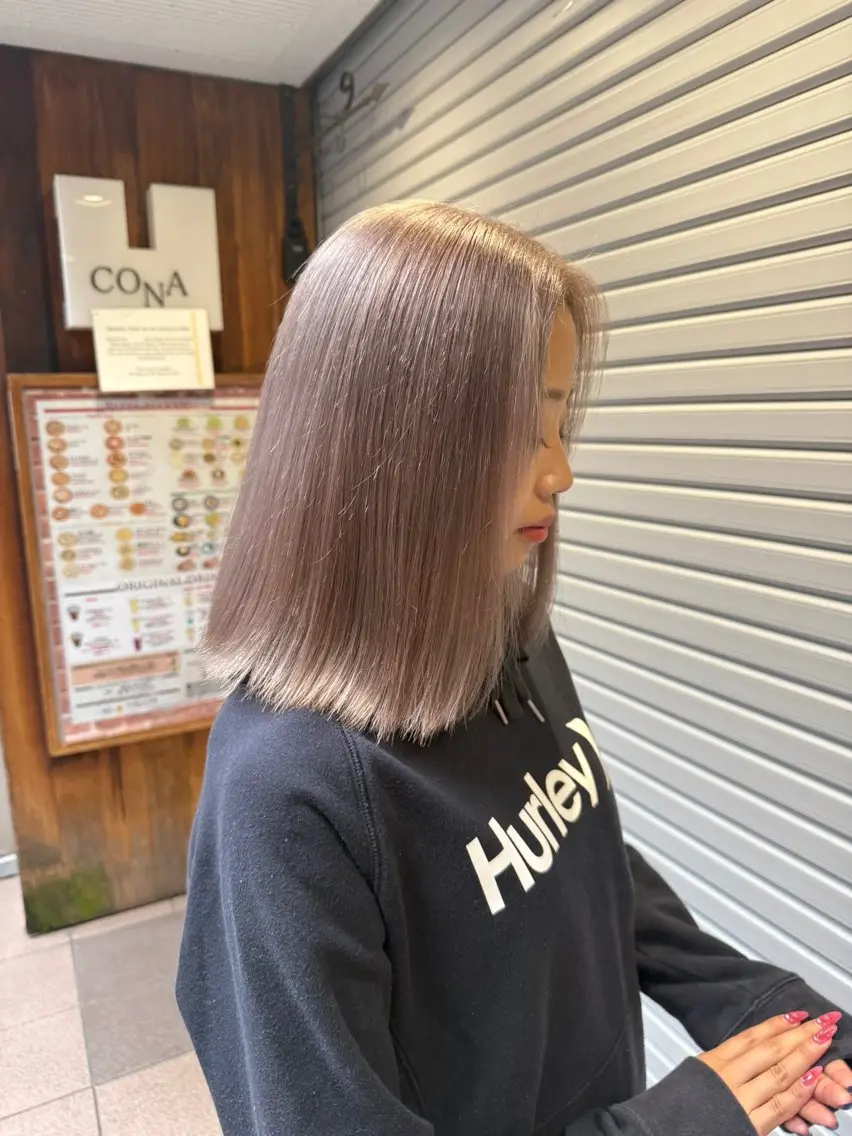 ロング カラー グレージュ ミルクティーグレージュ ヘアカラー 【🥀履歴修正🥀】 ハイトーン職人/拓真のヘアスタイル