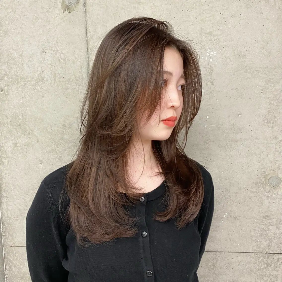セミロング レイヤーカット 齋藤 椋哉のヘアスタイル