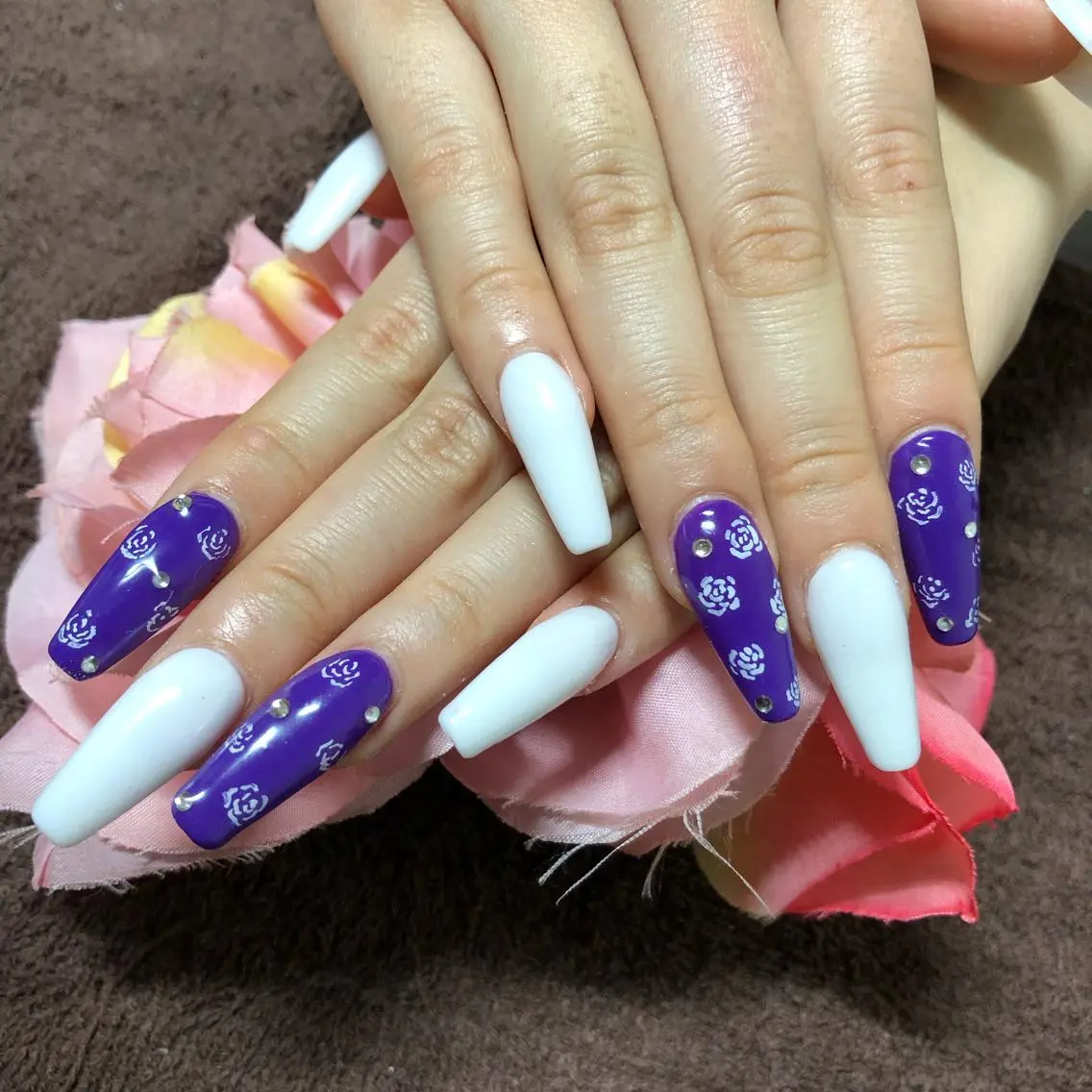 ロング ネイル アートネイル ワンカラーネイル ハンドネイル 《LB》ラブリエ Nail&eyeのマツエク・マツパデザイン
