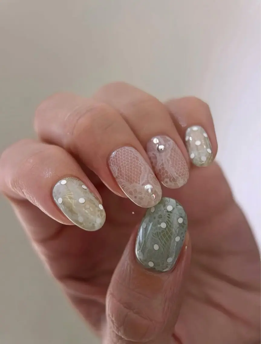 ネイル 韓国ネイル マグネットネイル オフィスネイル シンプルネイル ワンホンネイル n2 nail daikokuchoのネイルデザイン