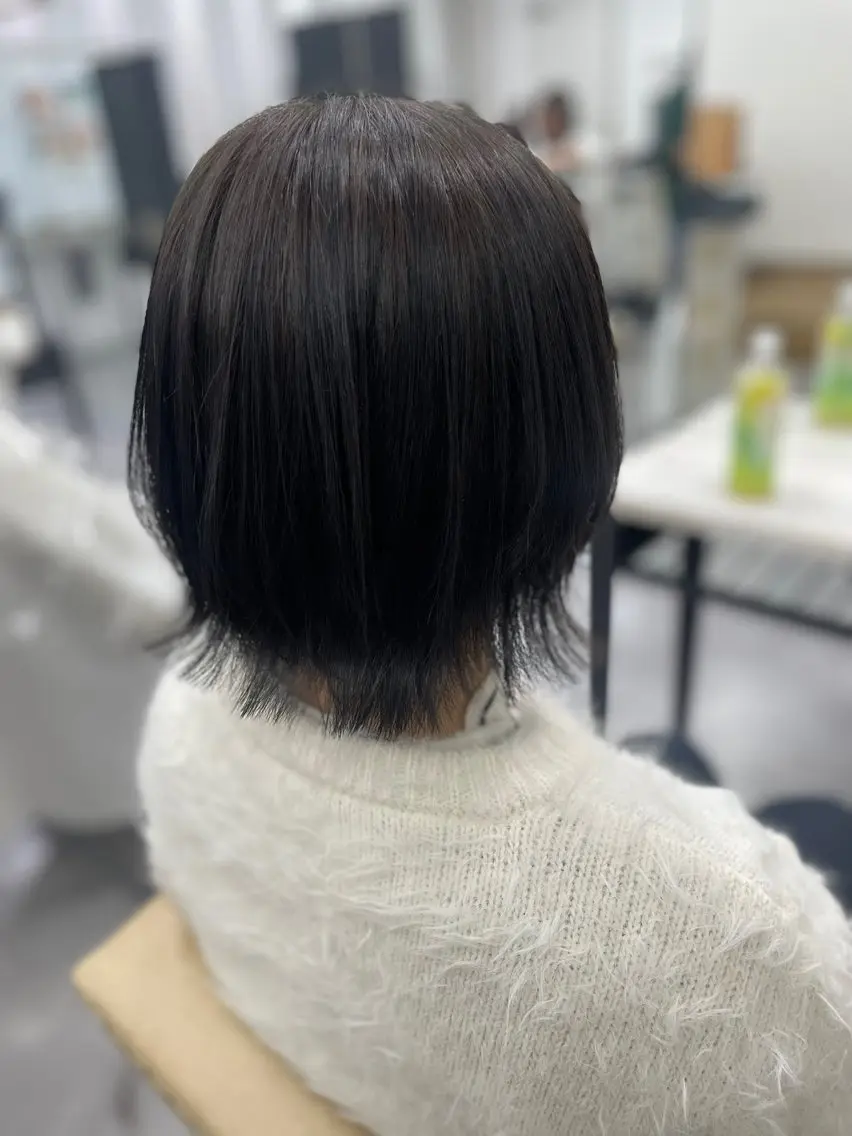 ミディアム レイヤーカット 今村 詩のヘアスタイル