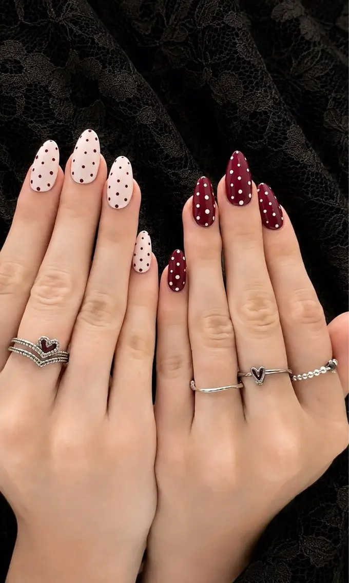 ネイル フレンチネイル ジェルネイル 韓国ネイル マグネットネイル 持ち込み ハンドネイル Royal Nailのネイルデザイン