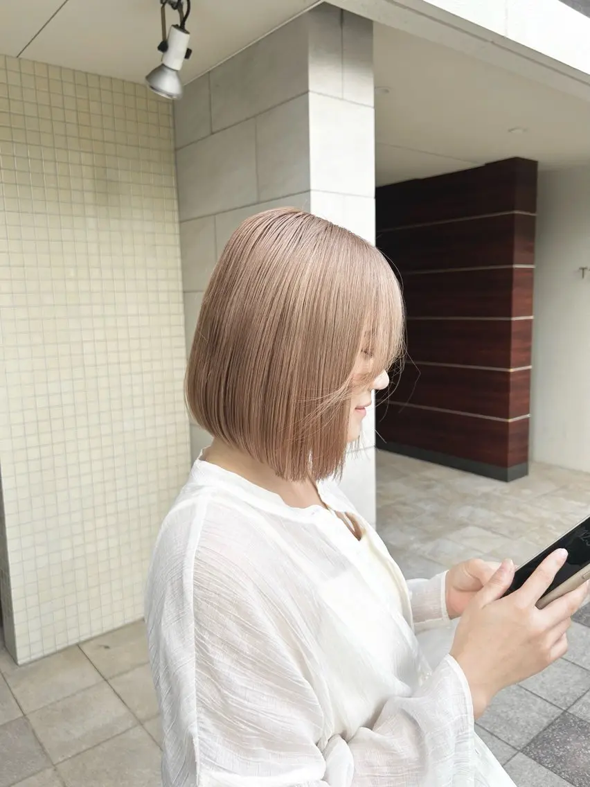 ミディアム カラー ベージュカラー ブリーチ ケアブリーチ 透明感カラー デザインカラー げん/梅田美容室 中崎町美容室のヘアスタイル