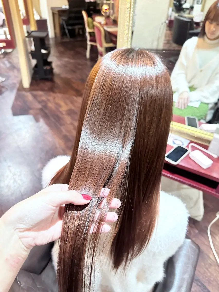 ロング 髪質改善 秋吉 珠羽のヘアスタイル