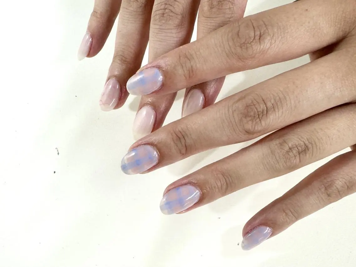 ネイル ジェルネイル 韓国ネイル ニュアンスネイル ワンホンネイル nailstudio eviz新宿店のネイルデザイン