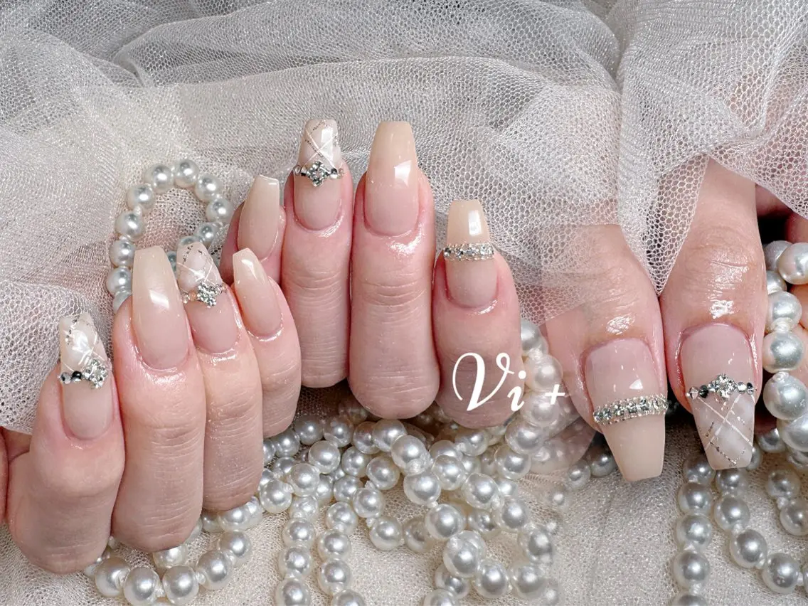 ネイル ハンドネイル ✨Nailsalon Vi+✨のネイルデザイン
