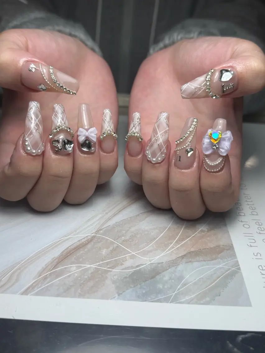 ネイル akina nailsのネイルデザイン