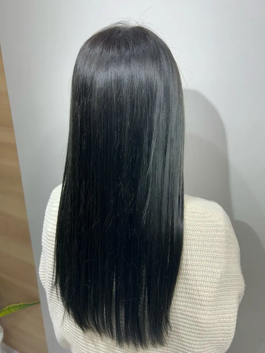 カラー オリーブグレー 🤍中島 紫音🤍のヘアスタイル