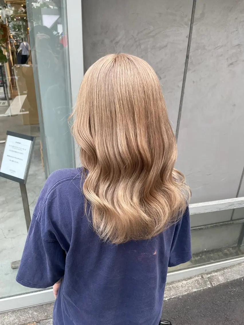 (✨モデルさん1名限定✨) 6/28 19時半〜 ブリーチリタッチモデル募集中 オンカラー別途¥2200の写真