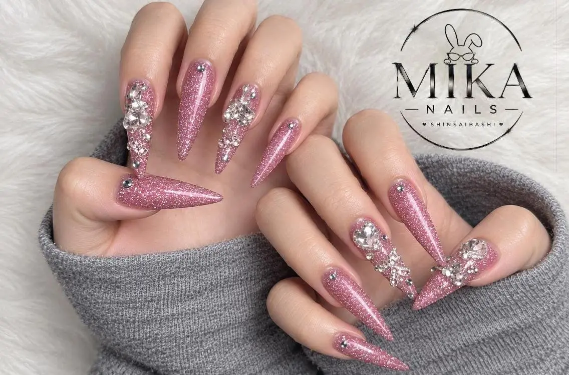 ネイル アートネイル チークネイル ドット フットネイル フレンチネイル ハンドネイル Mika Nails 心斎橋のネイルデザイン