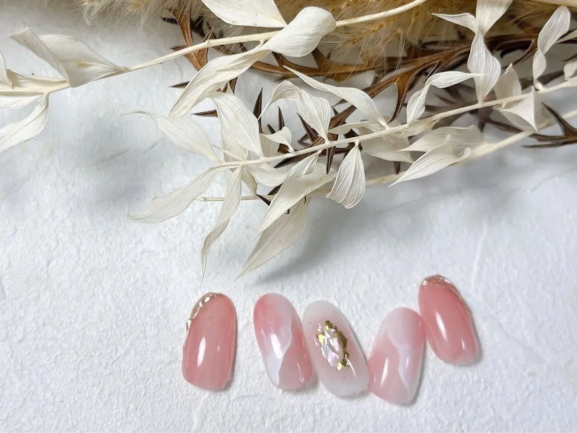 ネイル オーロラネイル フットネイル フレンチネイル ジェルネイル マグネットネイル kiki nail たまプラーザのネイルデザイン