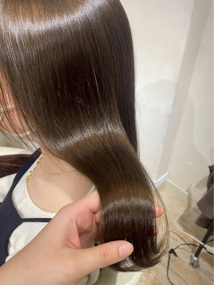 ロング カラー 山本 優音のヘアスタイル