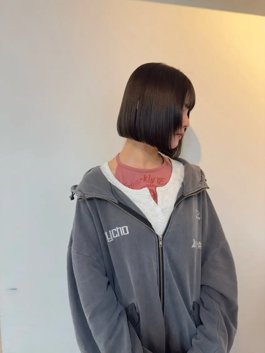 ショート マツウラ サキミのヘアスタイル