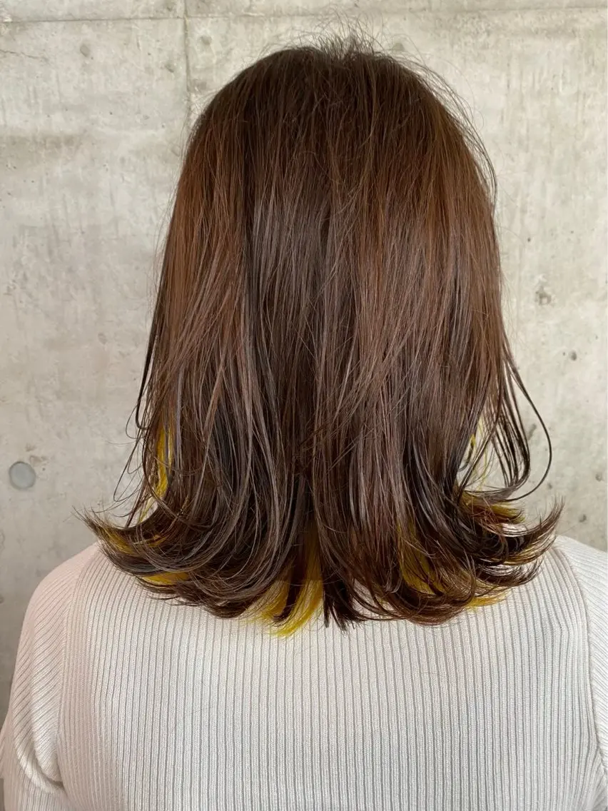 ミディアム ボブレイヤー ボブ レイヤーカット 外ハネヘア 丸山 志織のヘアスタイル