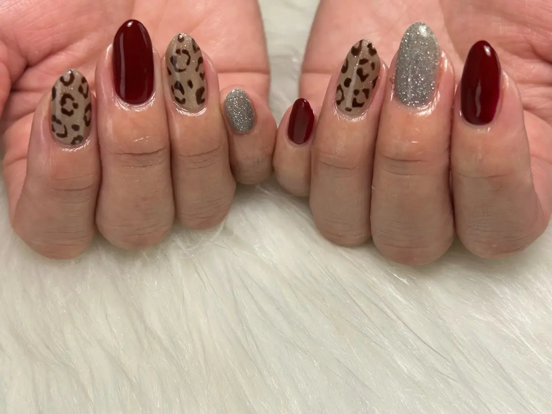 ネイル ハンドネイル フットネイル Nona NAILのネイルデザイン