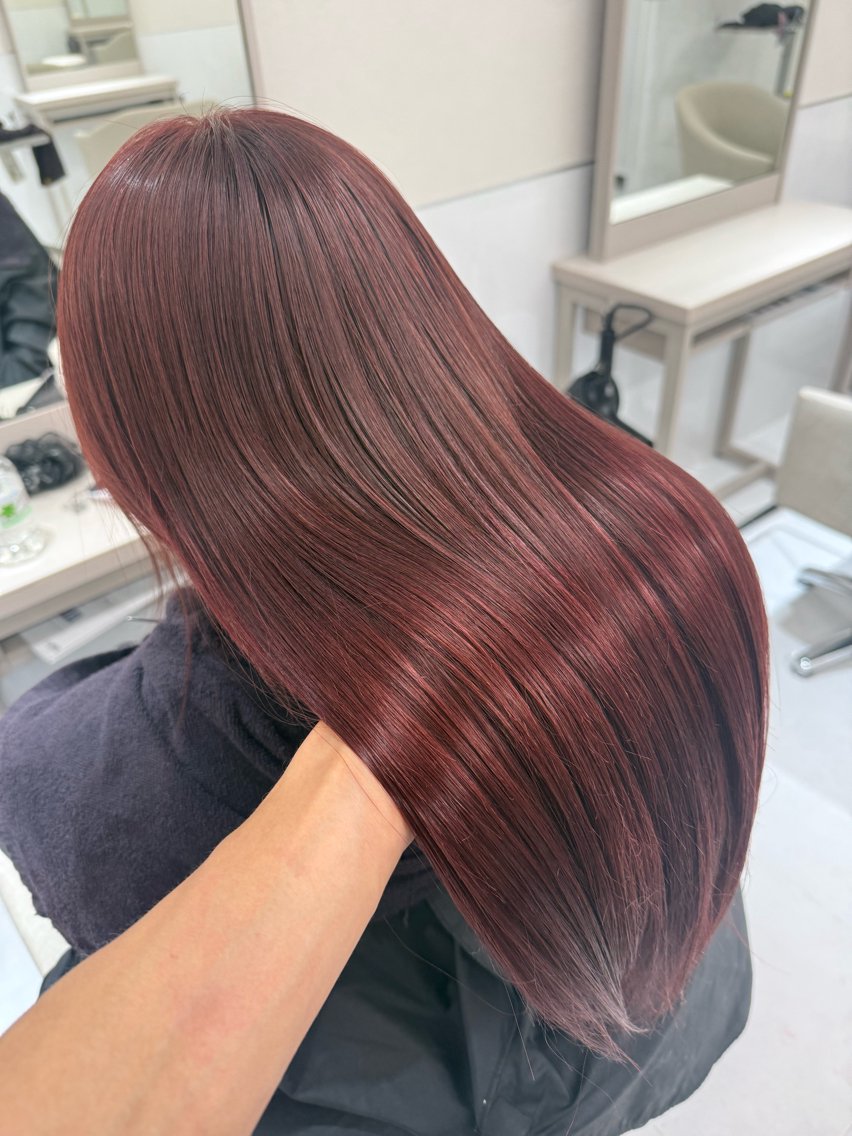 ロング カラー カシス ピンクカラー レッドカラー ヘアカラー shun/ハイトーン /透明感カラー️🫧のヘアスタイル