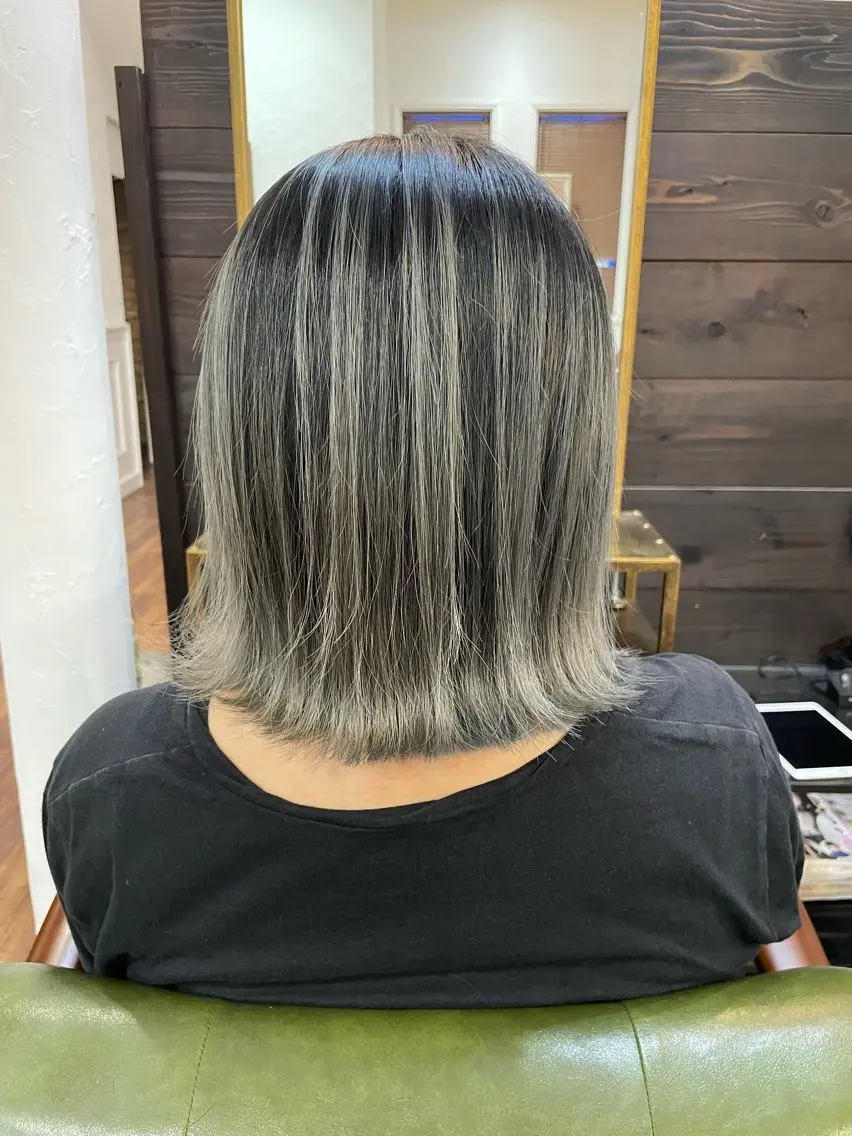 ミディアム ヘアカラー 下林 雅明のヘアスタイル
