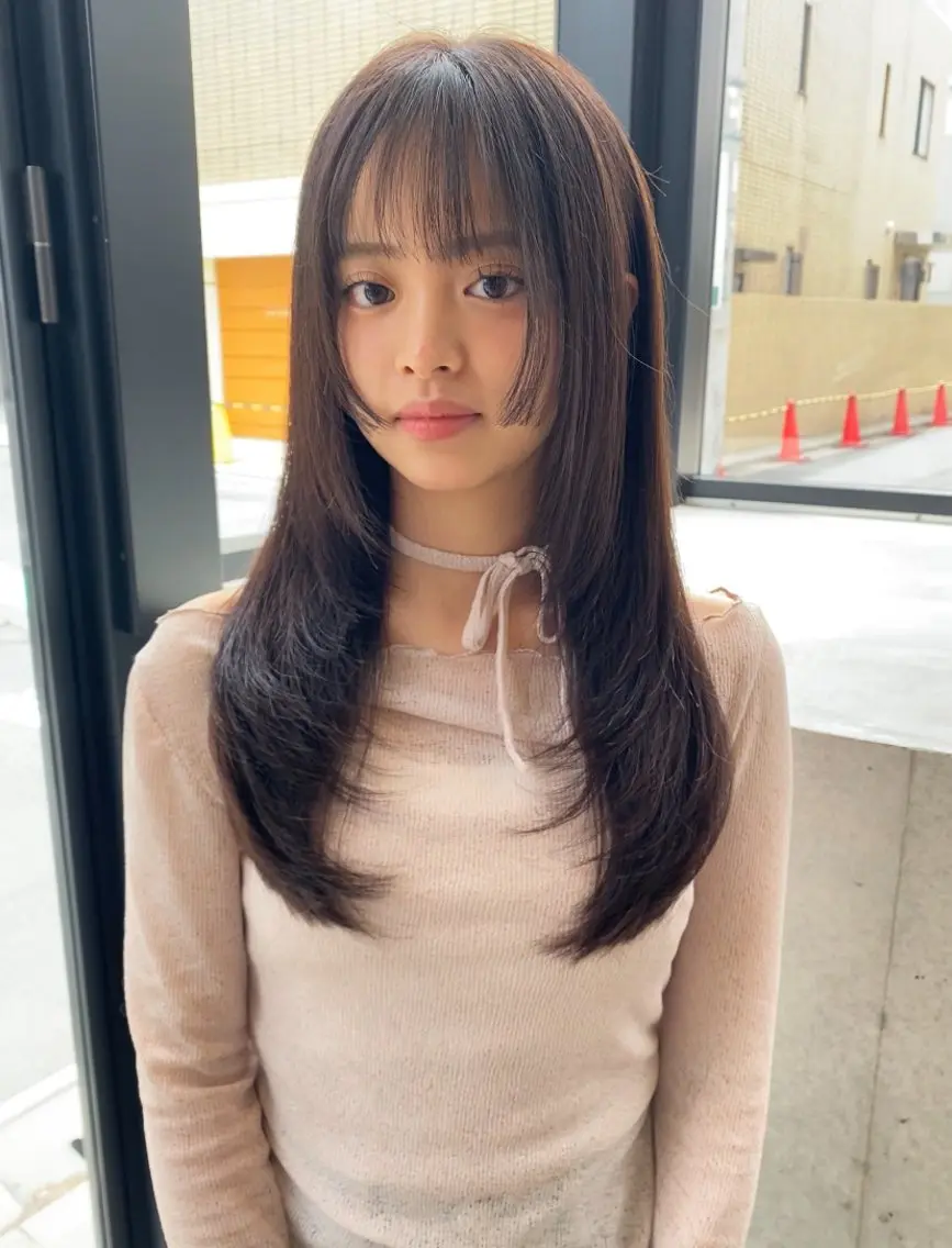ロング カラー カット ヘアカラー トリートメント Saki/レイヤー/ 柔色カラー/顔まわりのヘアスタイル