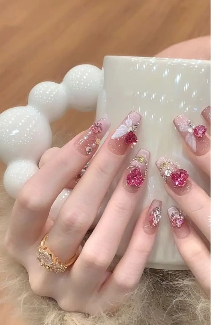 ネイル キラキラネイル 韓国ネイル マグネットネイル 持ち込み ネイルチップ ハンドネイル Himeka Bling.Nailのネイルデザイン