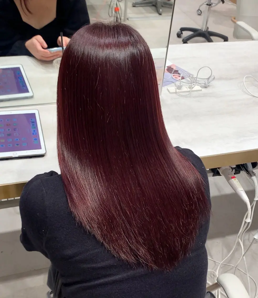 ミディアム カラー ヘアカラー トリートメント 内田 志乃のヘアスタイル