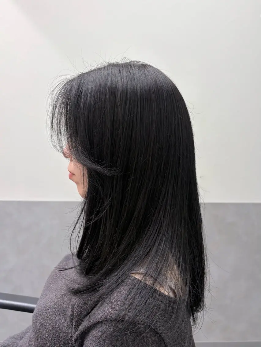 ミディアム カット 🪐 ayameのヘアスタイル