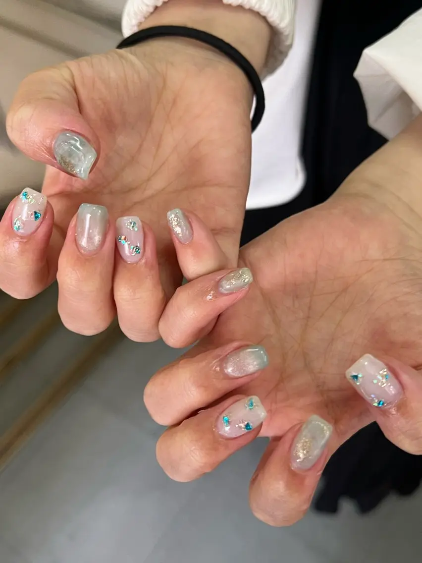 ネイル ハンドネイル Hata nail 🎀個性派ニュアンスのネイルデザイン