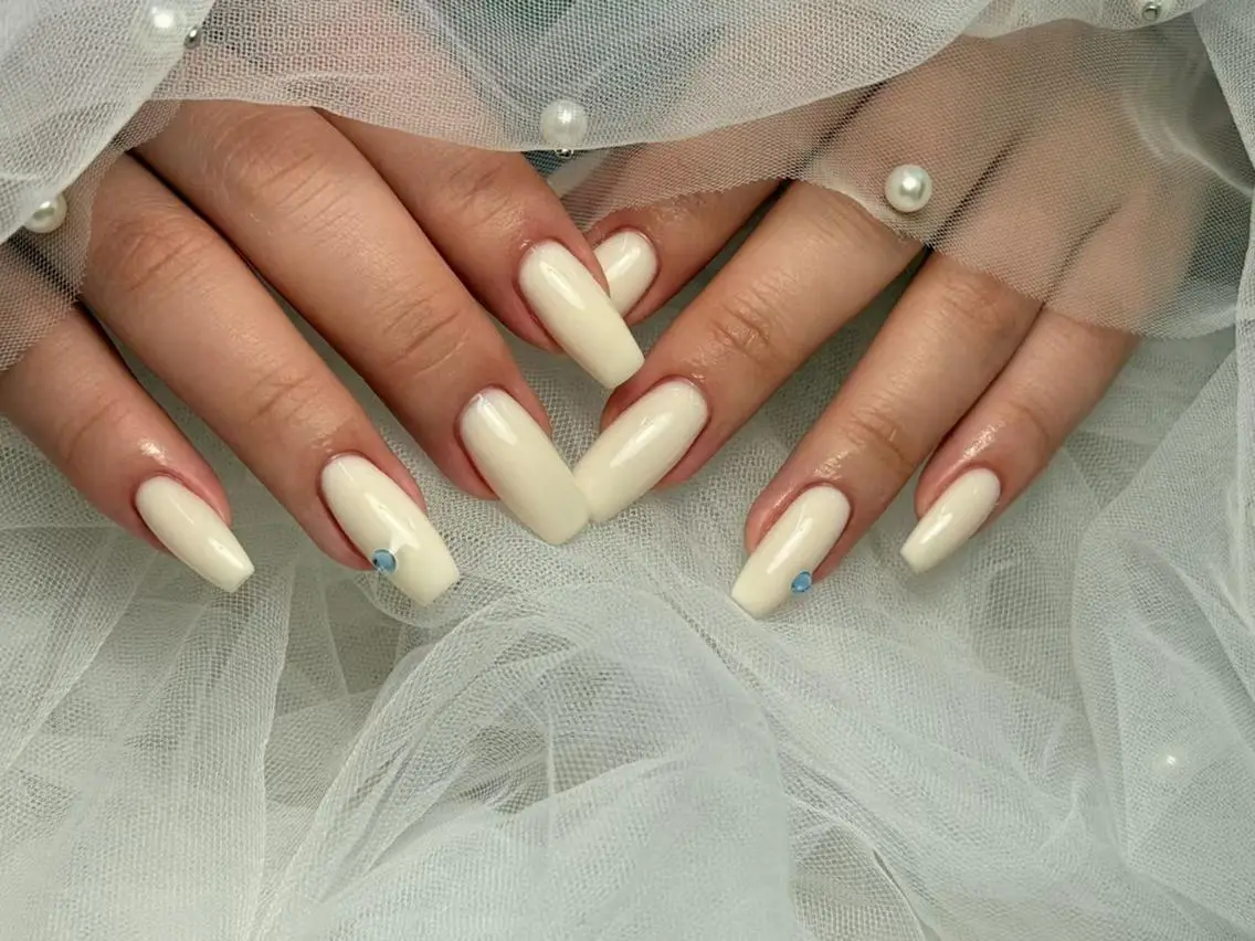 ミニモ当日限定 オフ込み ワンカラー 美フォルム付き 4500円の写真
