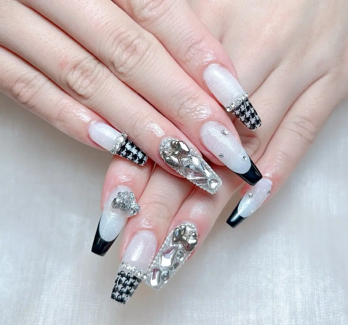 ネイル ハンドネイル M🌷nail 長さだし専門店のネイルデザイン