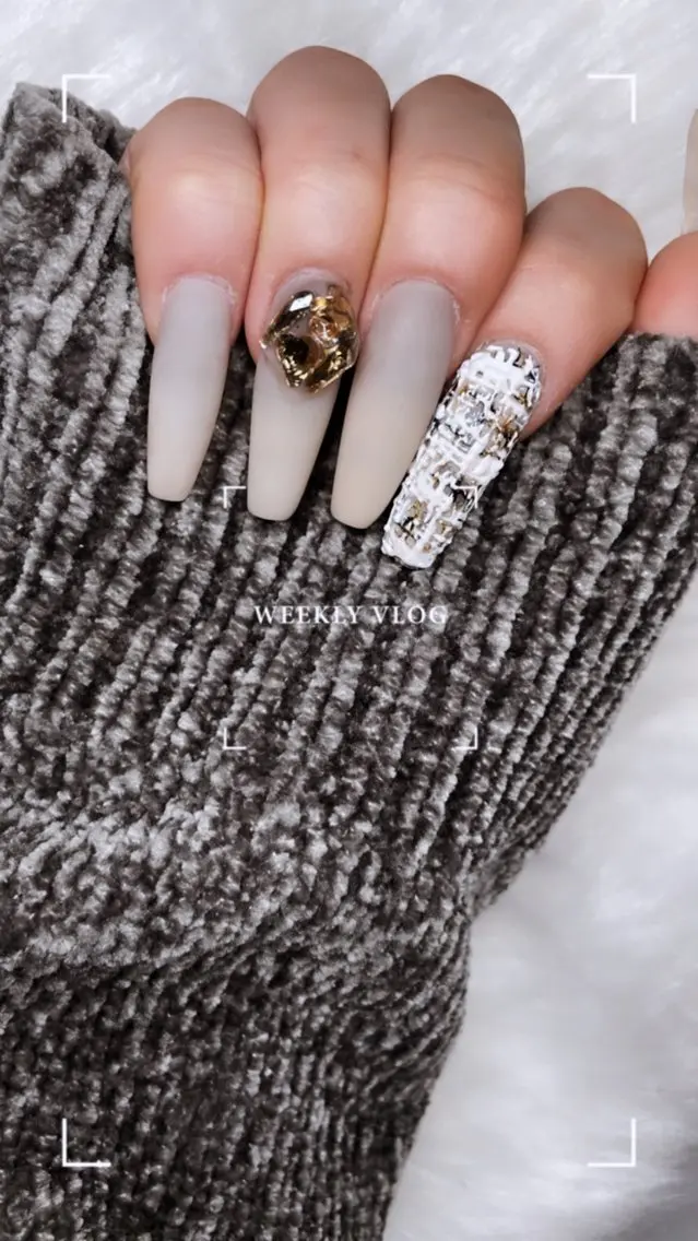 ネイル 成人式 フットネイル フレンチネイル ジェルネイル 韓国ネイル ハンドネイル nail salon fee(フィー)のネイルデザイン