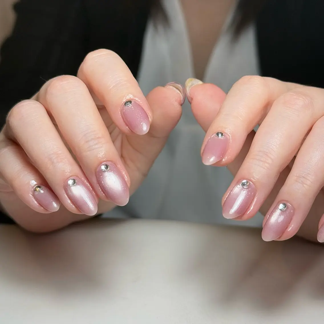 ネイル チークネイル フレンチネイル グラデーション キラキラネイル 韓国ネイル ハンドネイル Risa_ Nailのネイルデザイン